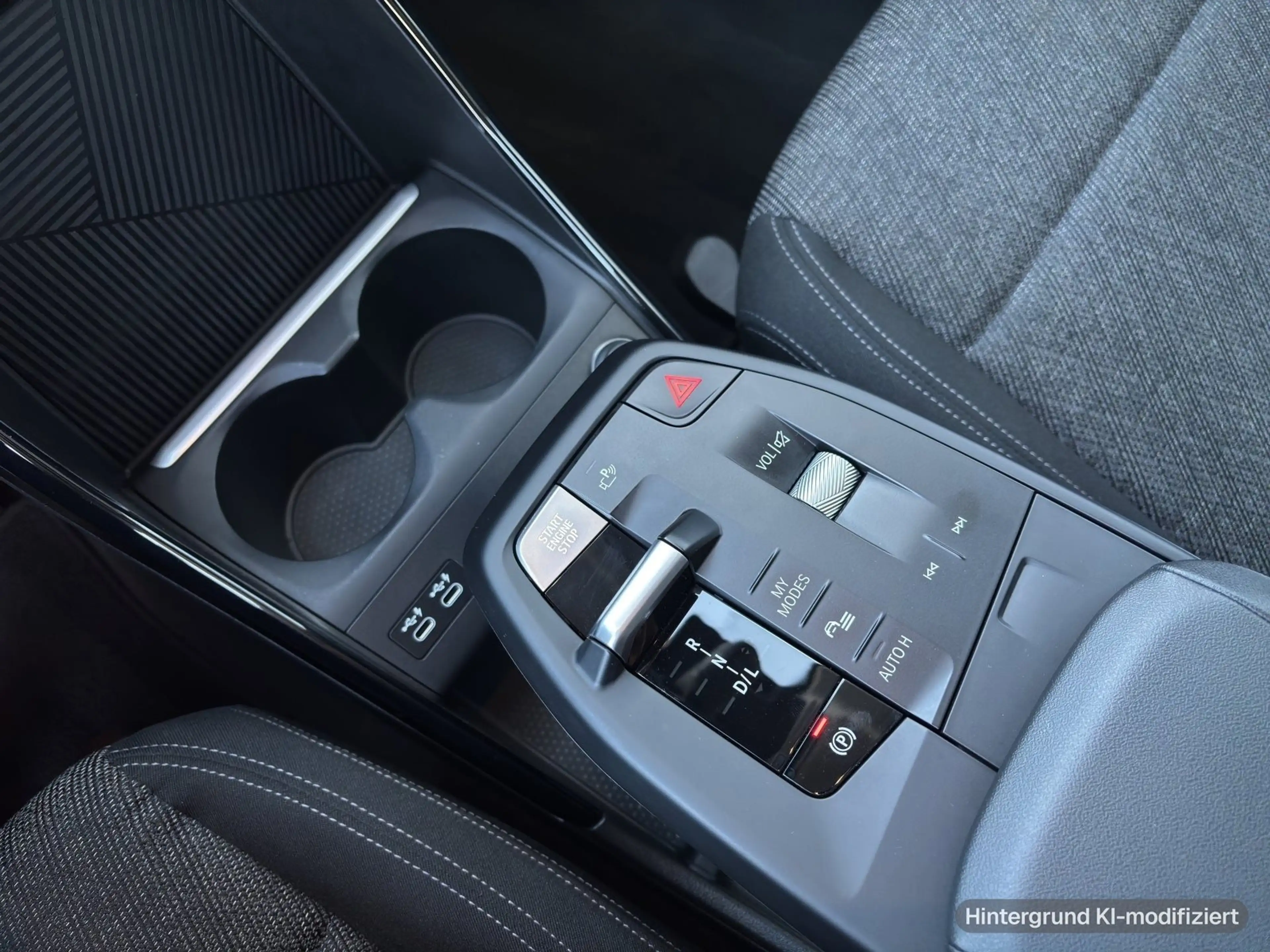 BMW 218 d Active Tourer Aktivsitz Parkassistent AHK — photo 10
