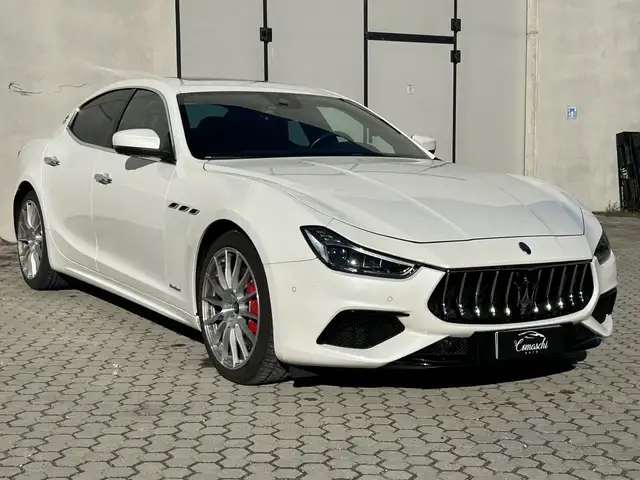 Maserati Ghibli Ghibli III 3.0 V6 bt Q4 430cv auto my18 IN ARRIVO