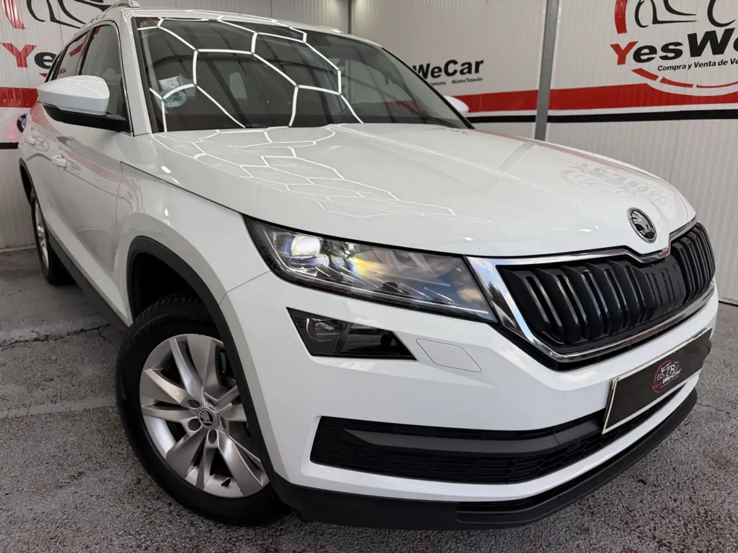 Skoda Kodiaq 2.0TDI AB tech Style 4x4 DSG 140kW Blanco - 1