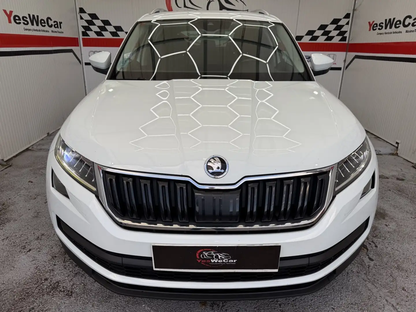 Skoda Kodiaq 2.0TDI AB tech Style 4x4 DSG 140kW Blanco - 2