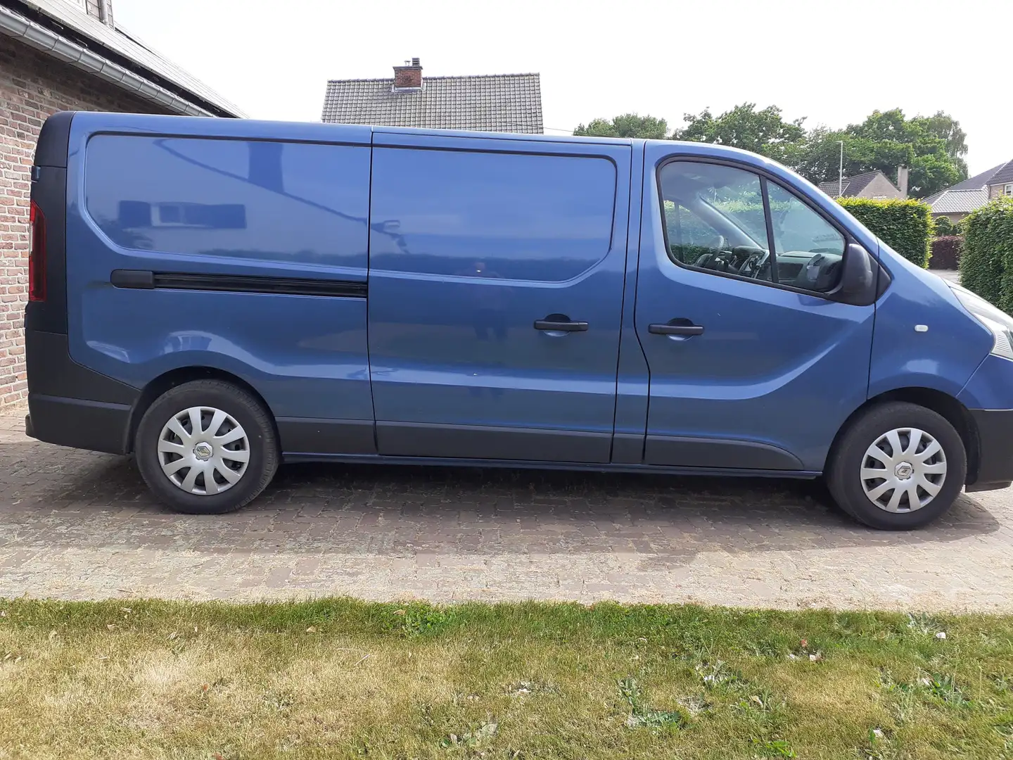 Renault Trafic Trafic ENERGY dCi 145 L2H1 Komfort Bleu - 1