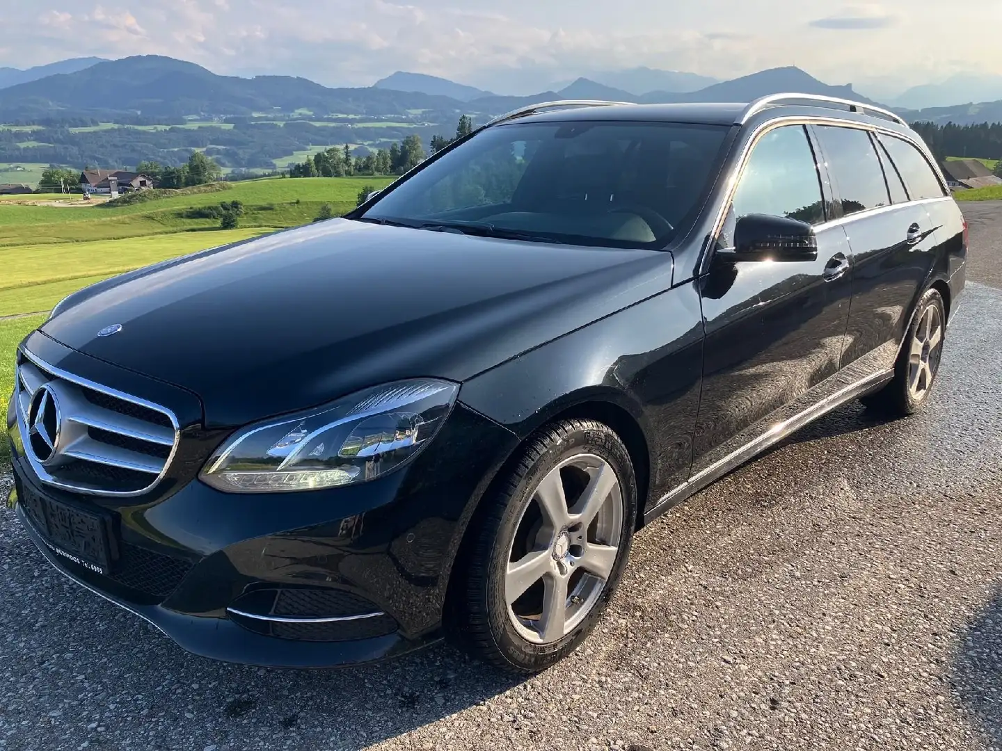 Mercedes-Benz E 200 BlueTec Avantgarde, Aut, Navi, Bi-Xenon, AHK, PDC Negro - 1