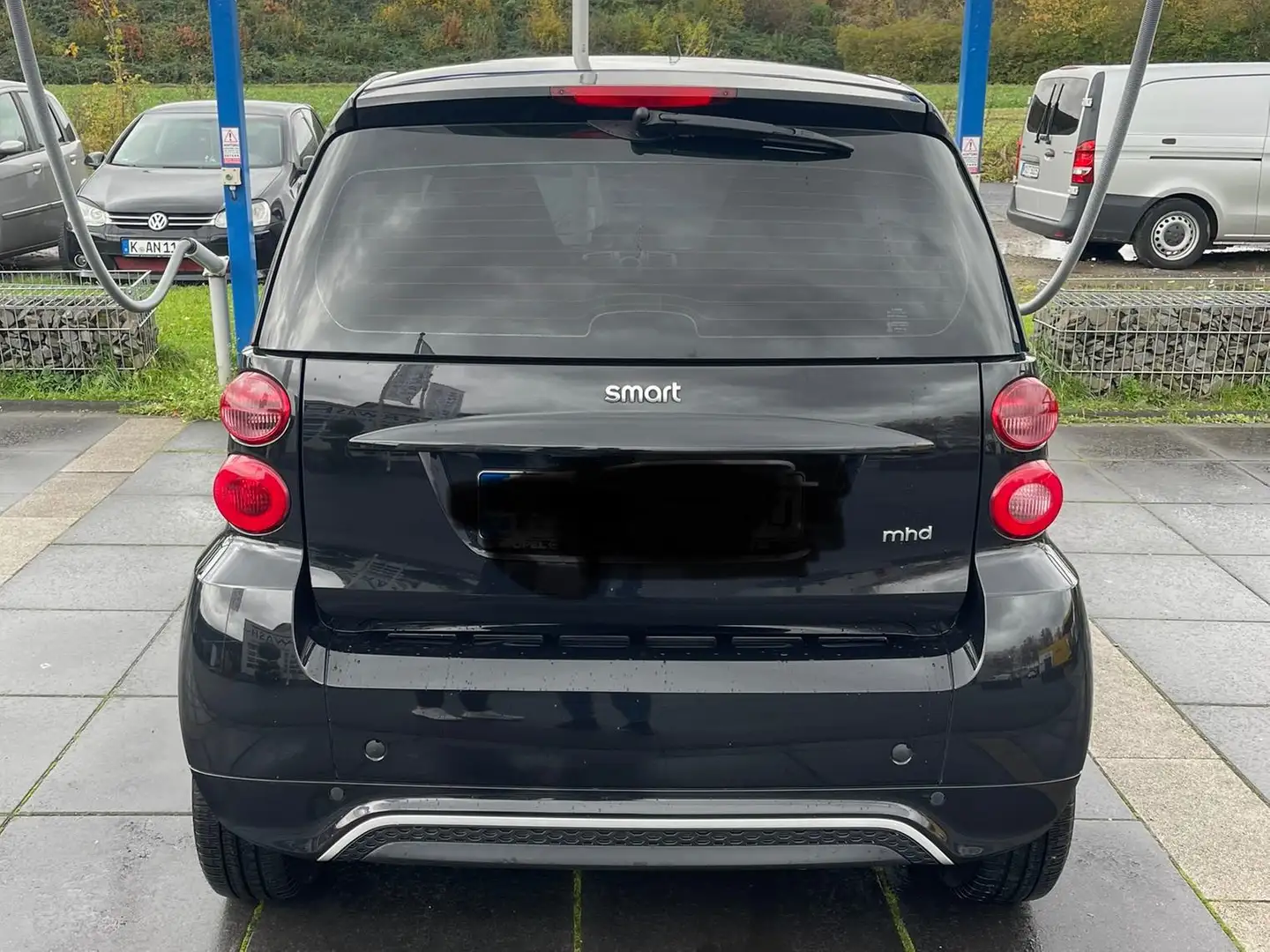 smart forTwo smart fortwo coupe pure micro hybrid drive Schwarz - 2