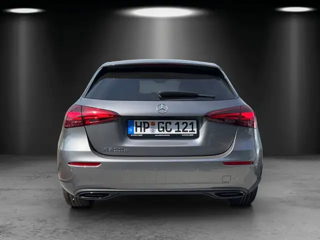 Mercedes-Benz A view 4