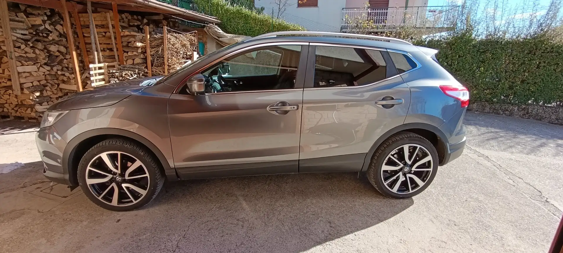 Nissan Qashqai+2 tekna - 1