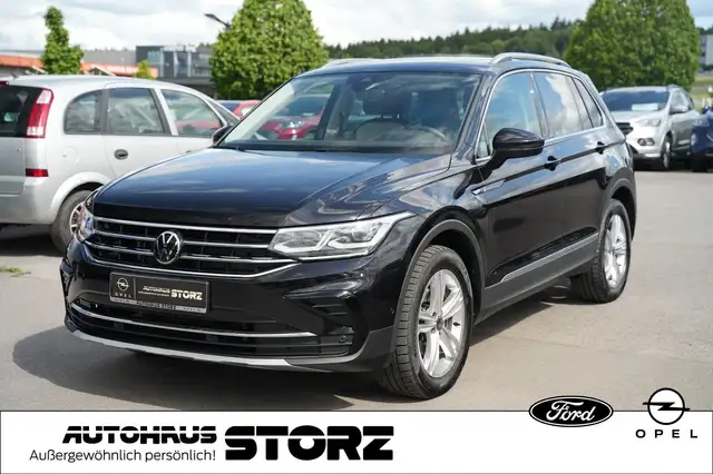 Volkswagen Tiguan Elegance 4Motion ALLRAD|AHK|NAVI|HEADUP|MATRIX