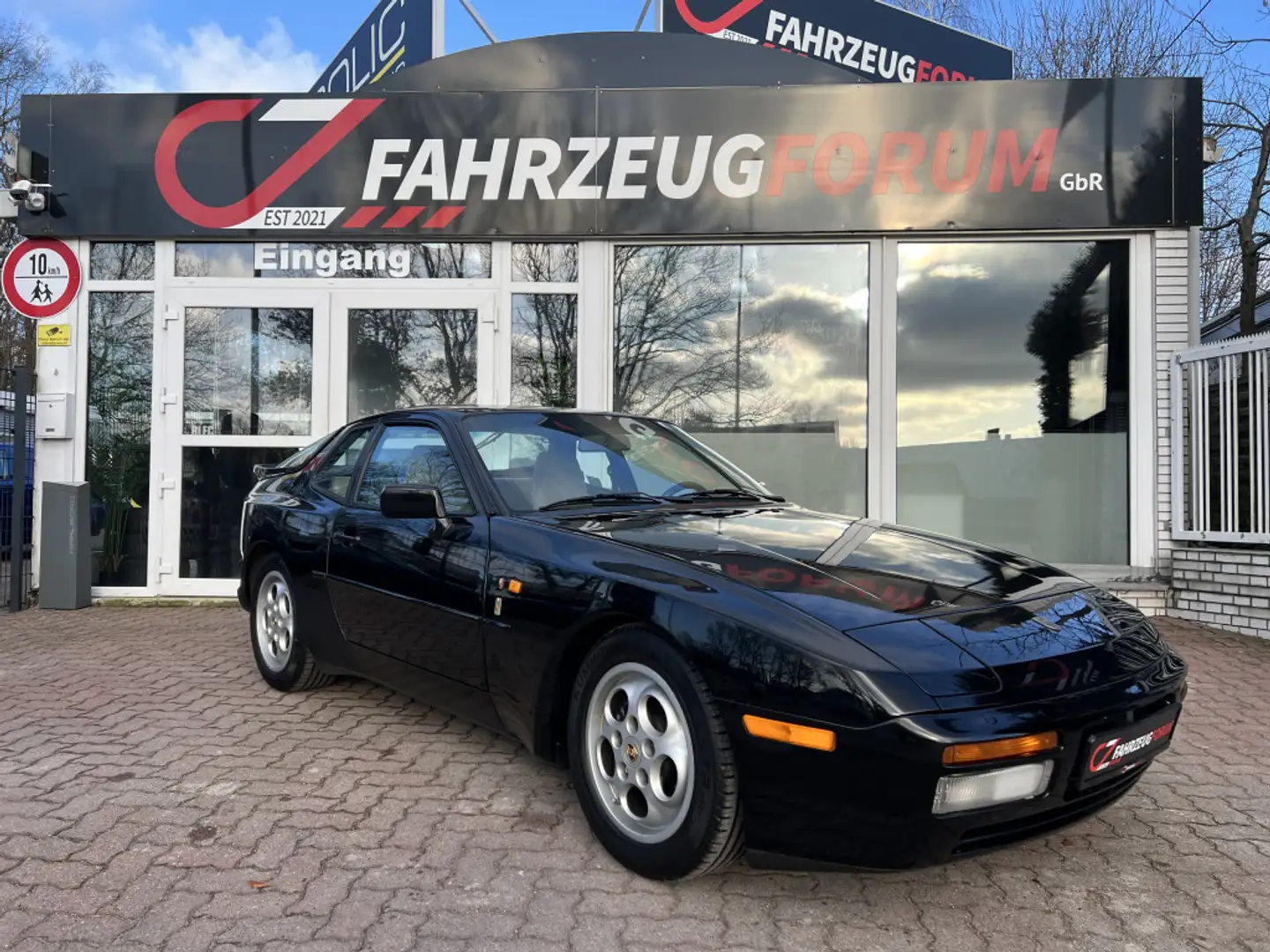 Porsche 944 Turbo Targa Negro - 2