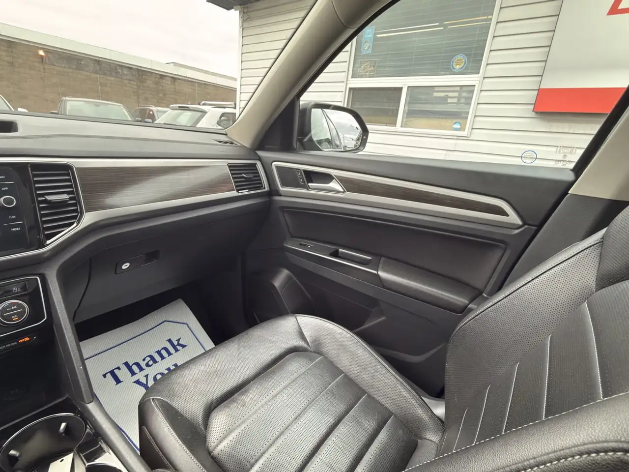 Volkswagen Atlas снимка Volkswagen Atlas
