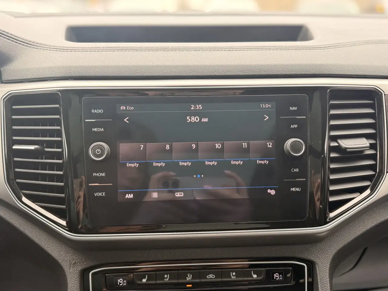 Volkswagen Atlas снимка Volkswagen Atlas