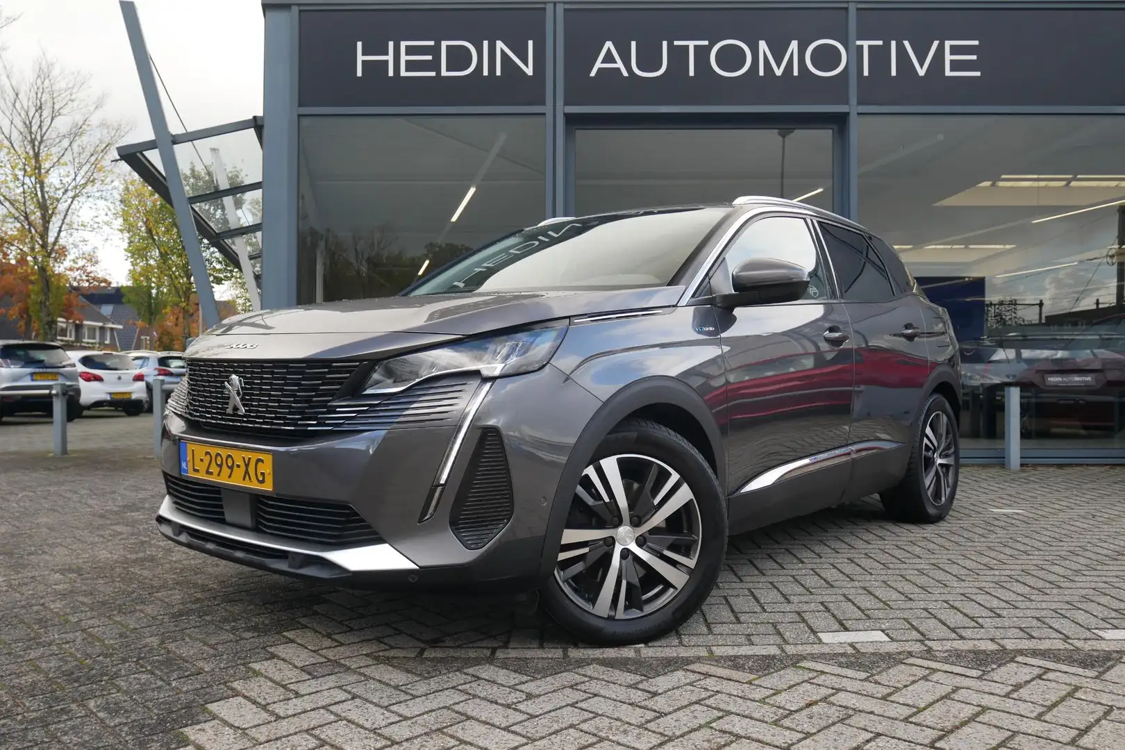 Peugeot 3008 1.6 HYbrid 225 Allure | Trekhaak | All season band Gris - 2