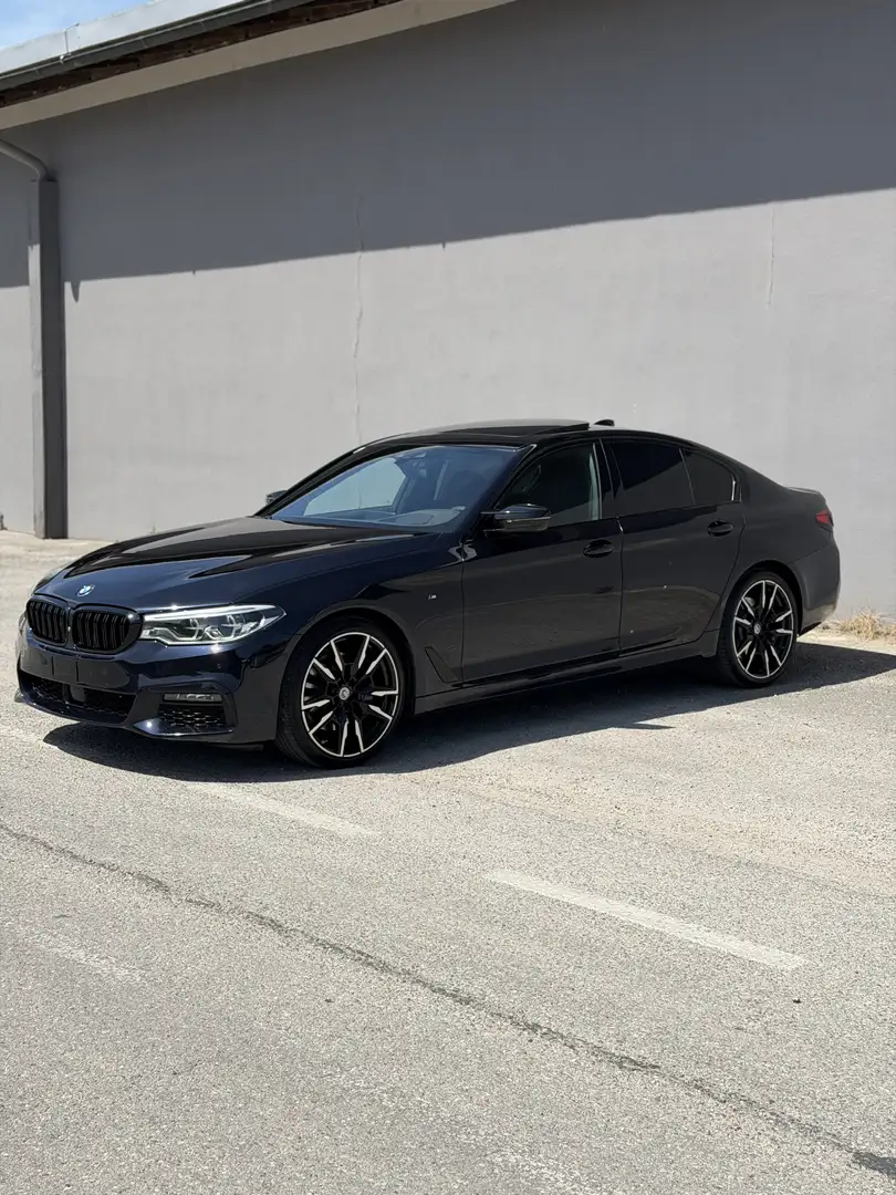 BMW 530 530d xDrive - M-Paket - Harman/Kardon - HuD Schwarz - 1