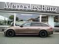 Mercedes-Benz E 220 d T-Modell AMG Pano Night FAP Distr Navi Marrón - thumbnail 2