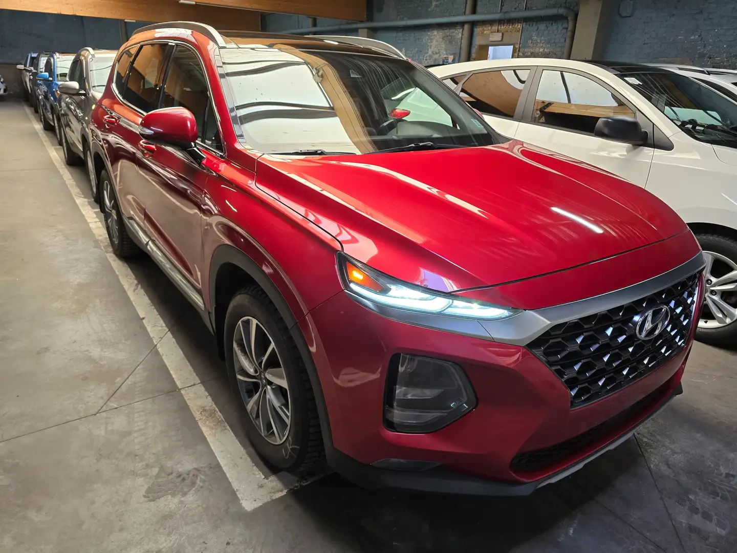 Hyundai SANTA FE 2.0 4WD . Export Out Of Europe Rood - 1