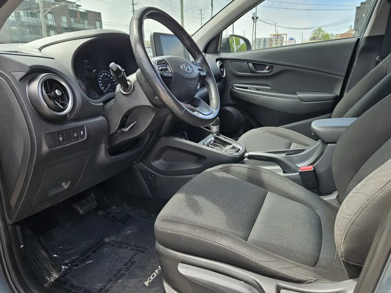 Hyundai KONA снимка Hyundai KONA