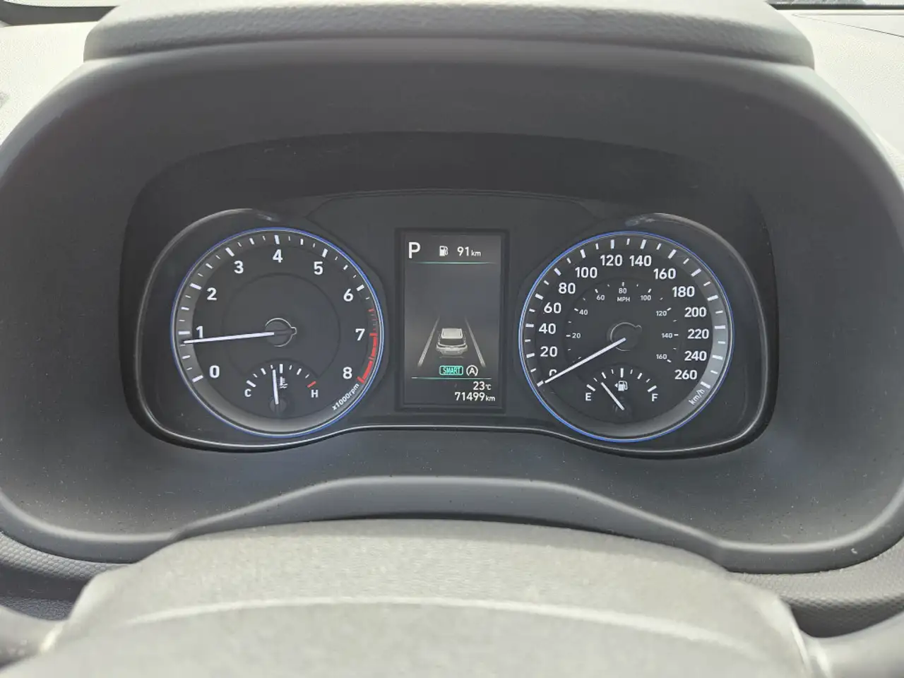 Hyundai KONA снимка Hyundai KONA