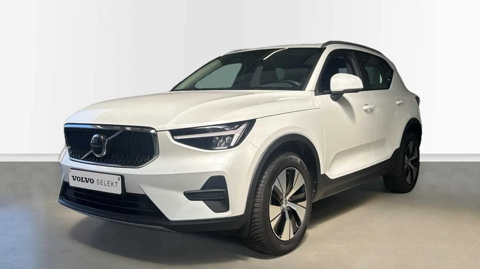 Volvo XC40 Core T2 Aut | Navi | Elektr koffer | Keyless | Cam Blanc - 1