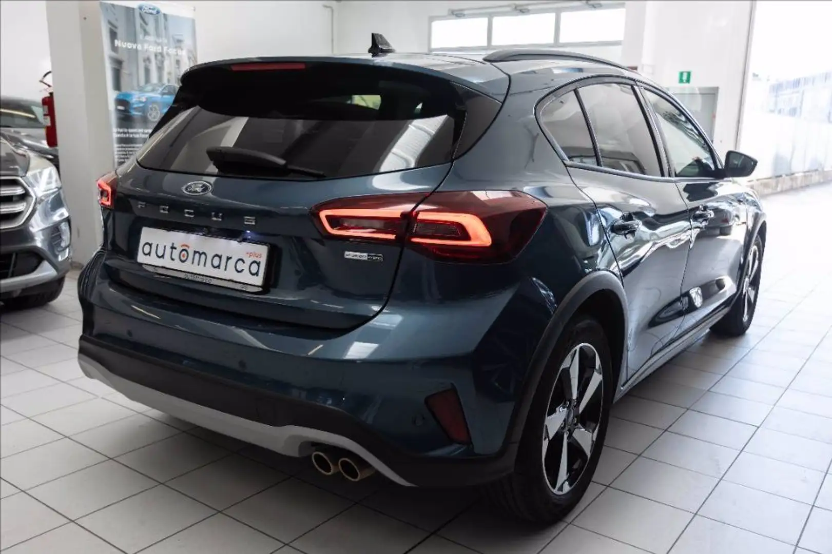 Ford Focus Active 1.0t ecoboost h 125cv Blu/Azzurro - 2