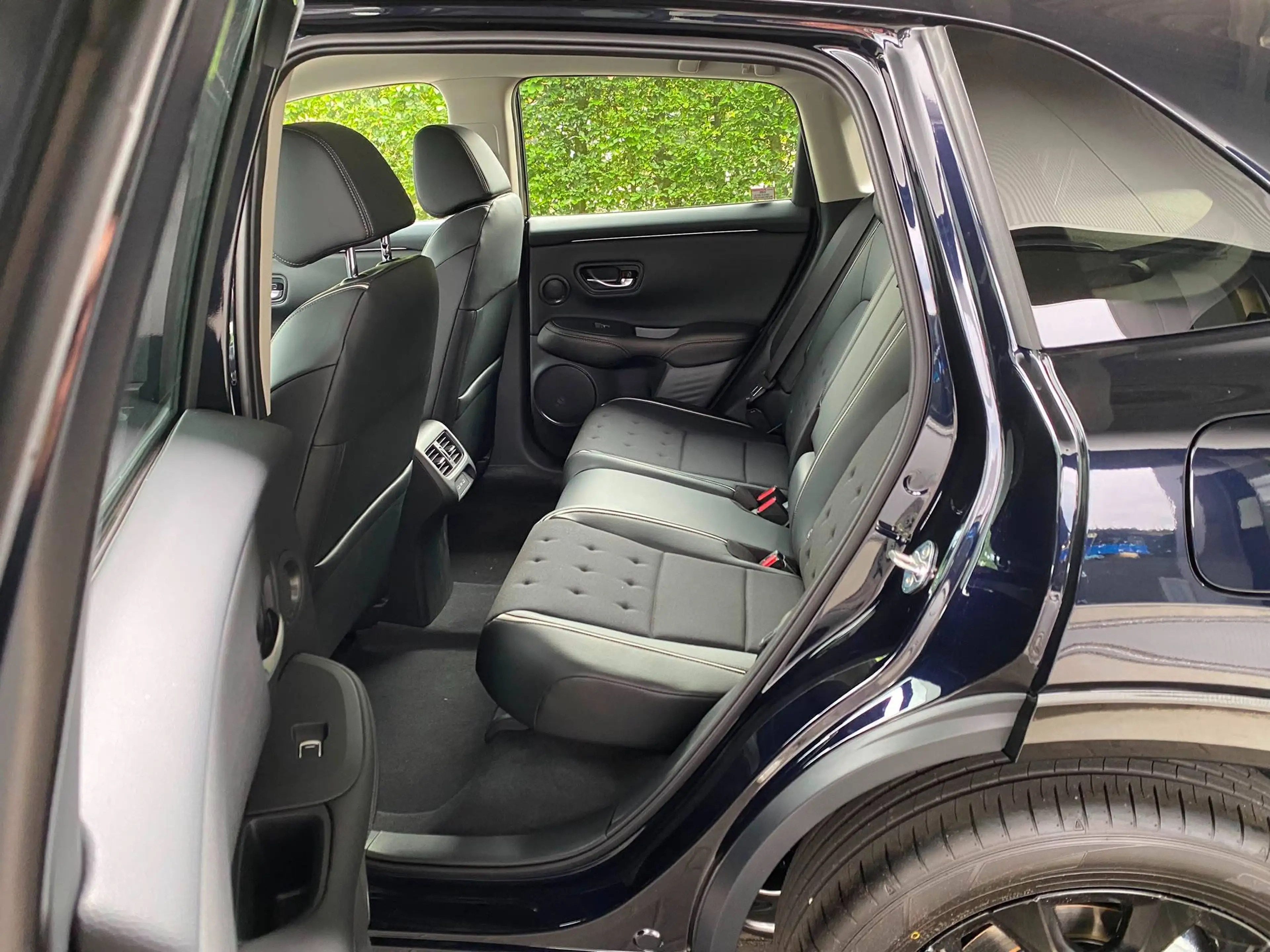 Honda ZR-V ZR-V e:HEV 2.0i 2WD Sport Directiewagen -€ 8951!!! — photo 10