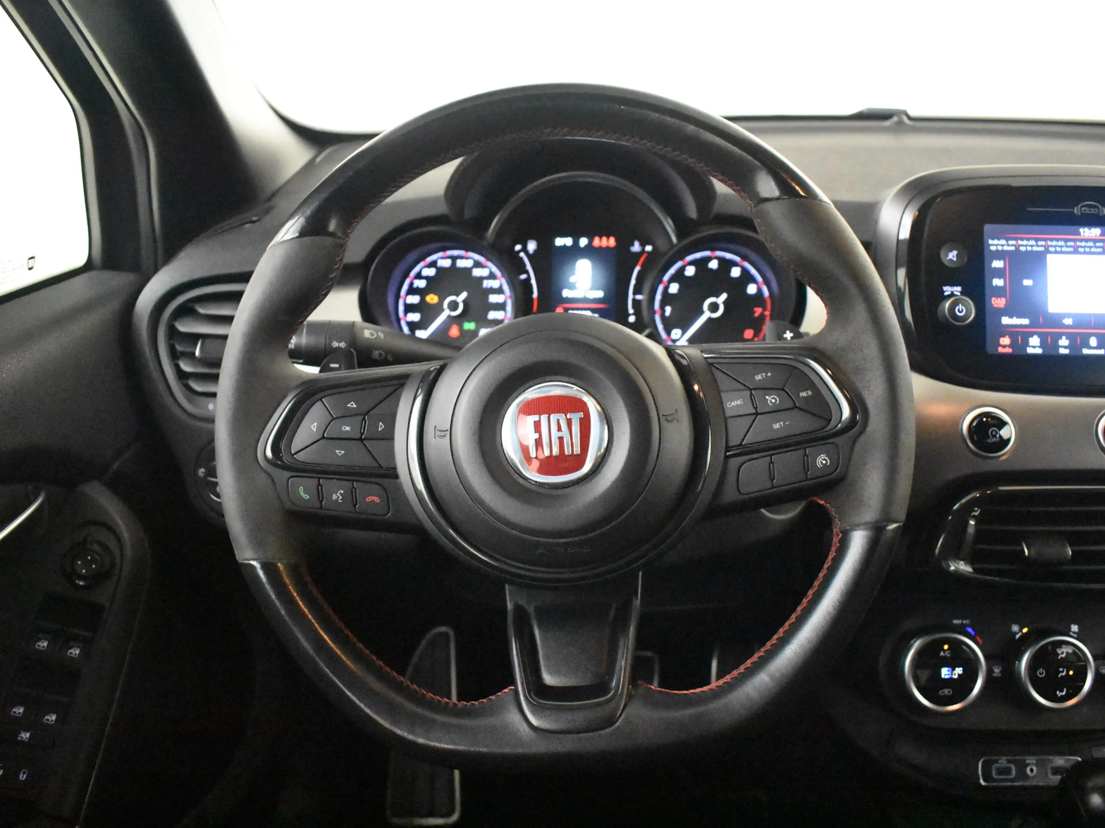 Fiat 500X 1.3 GSE Sport 150pk AUTO | Camera | Keyless | Park — photo 22