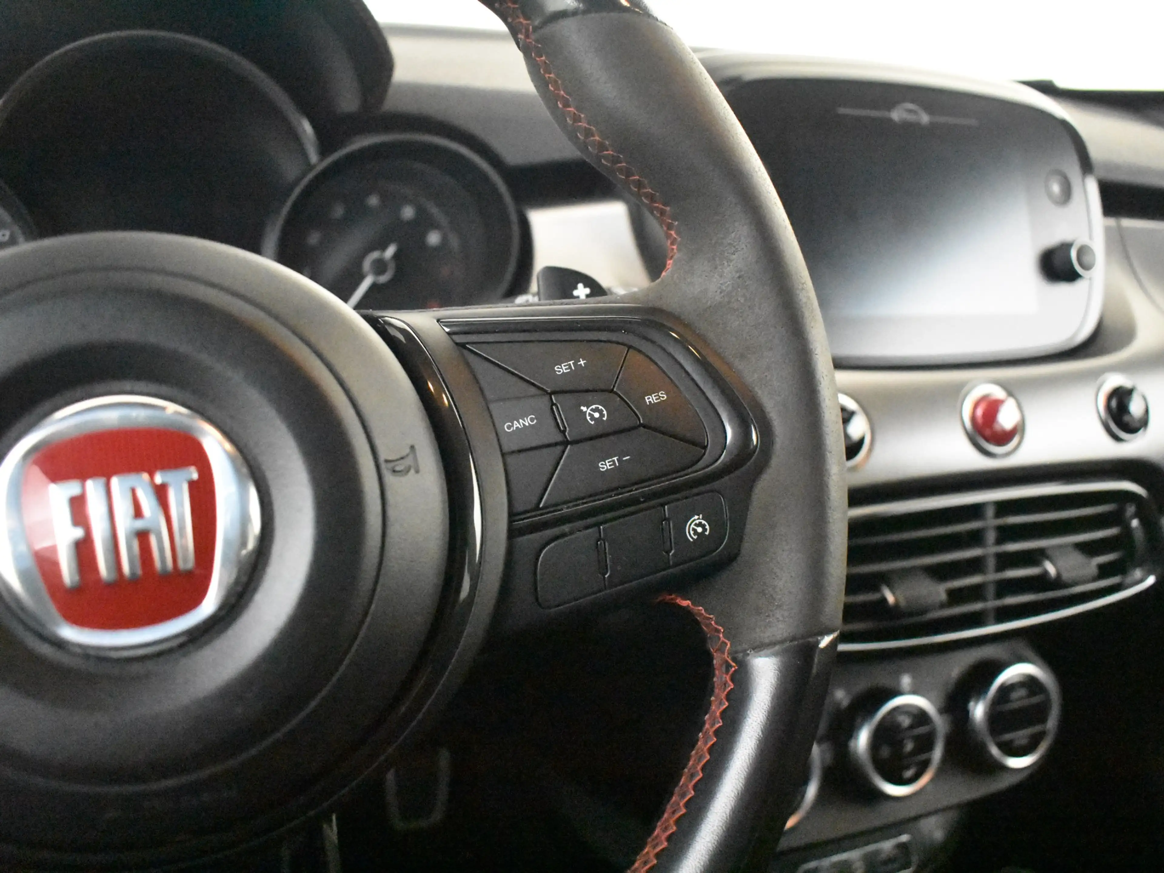 Fiat 500X 1.3 GSE Sport 150pk AUTO | Camera | Keyless | Park — photo 24