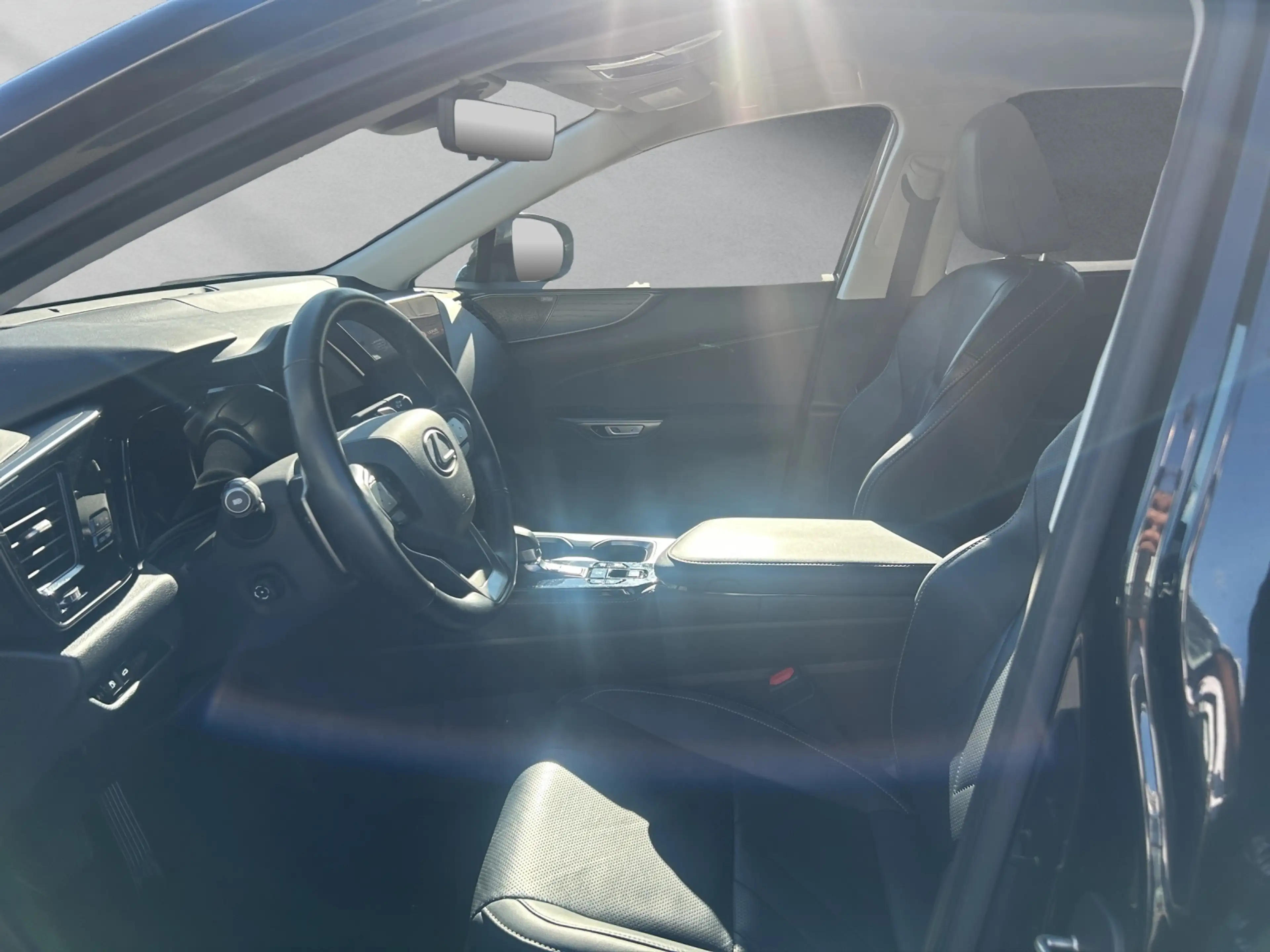 Lexus NX 450h+ + LUXURY 4x4+HUD+SHZ hinten+NAVI+360CAM — photo 9