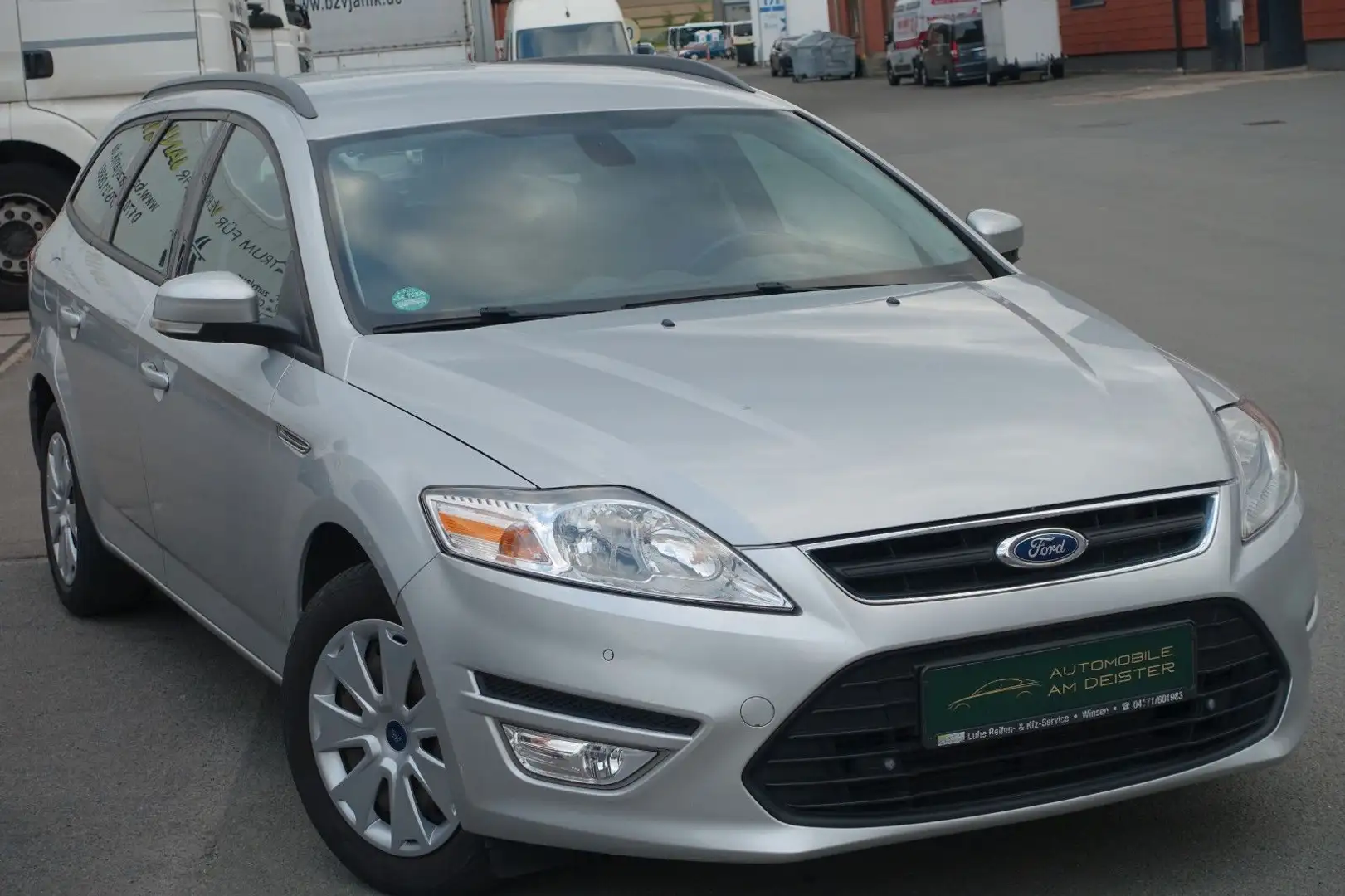 Ford Mondeo Turnier Ambiente*EURO 5*NAVI*SHZ*PDC*TEMP Argent - 1