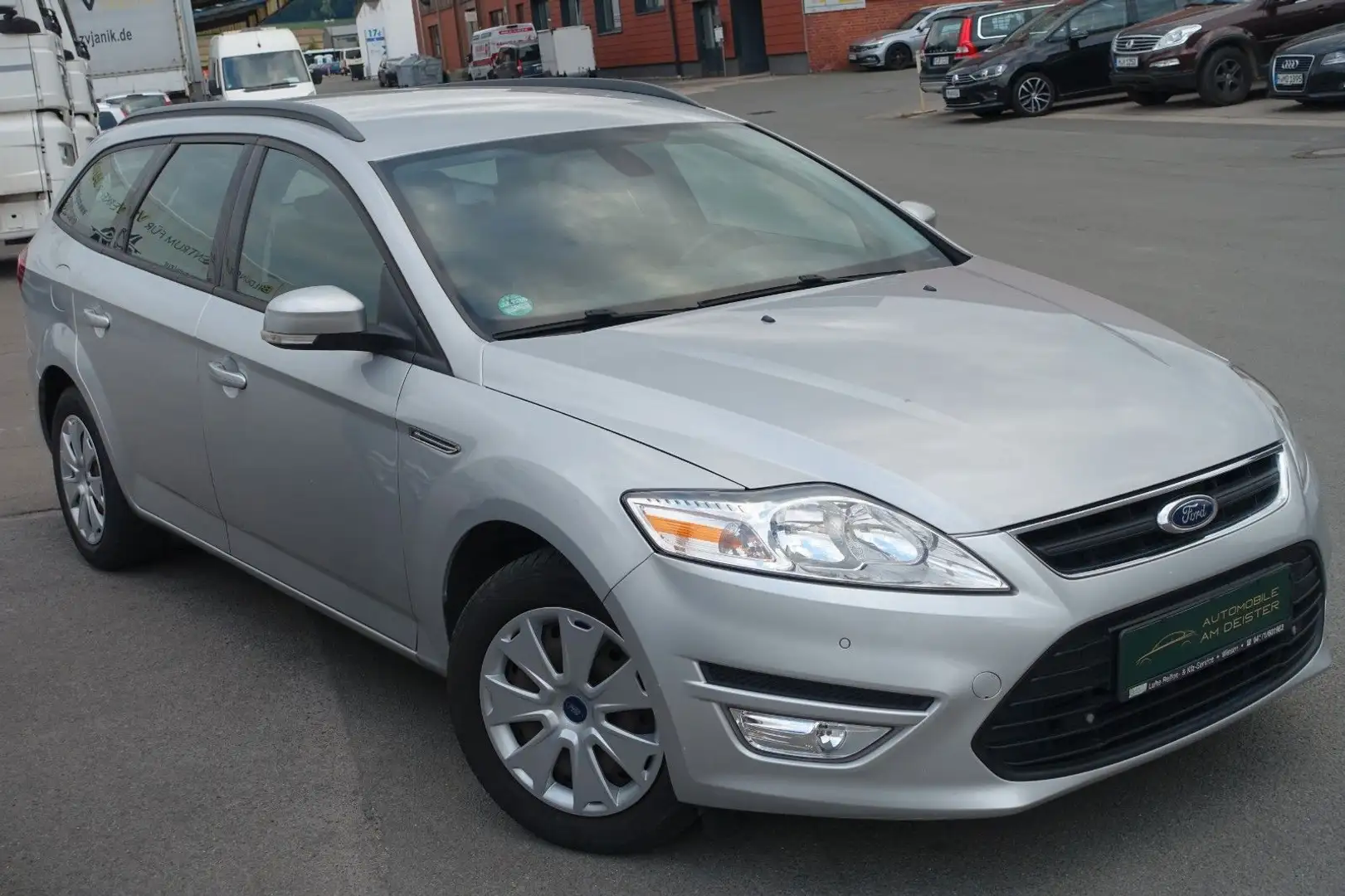 Ford Mondeo Turnier Ambiente*EURO 5*NAVI*SHZ*PDC*TEMP Argent - 2