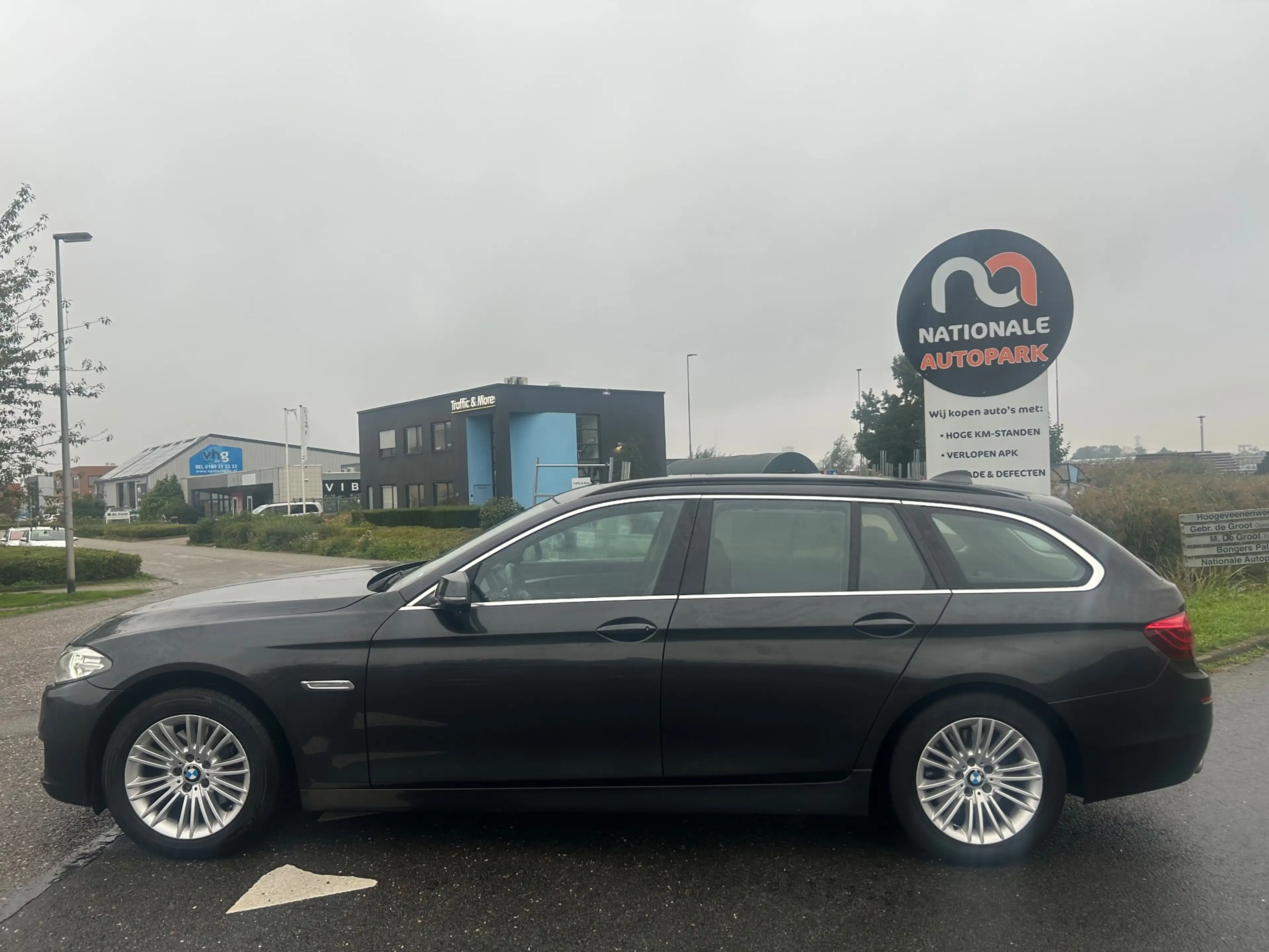 BMW 518 5-serie Touring | 2016 | 518d High Executive | Aut — photo 2