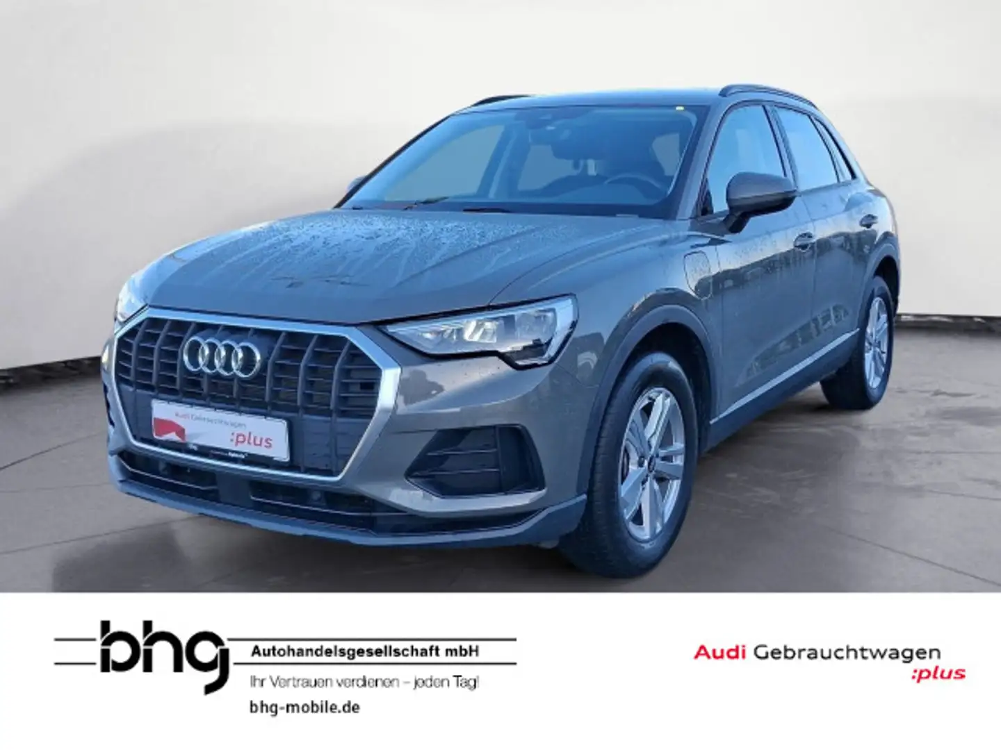 Audi Q3 45 TFSIe S-tronic ACC DriveSelect Sitzheizung Grau - 1