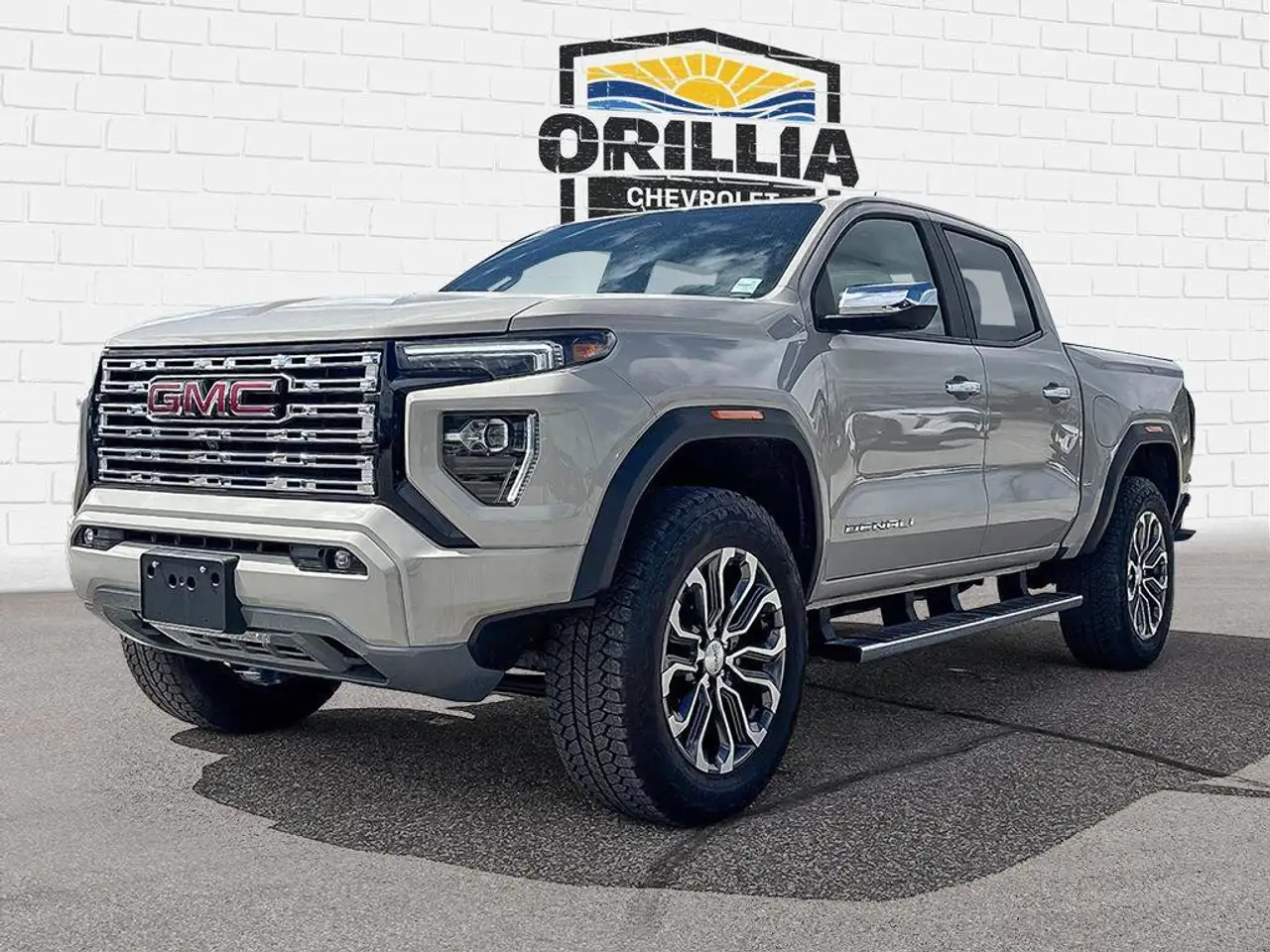 GMC Canyon снимка GMC Canyon
