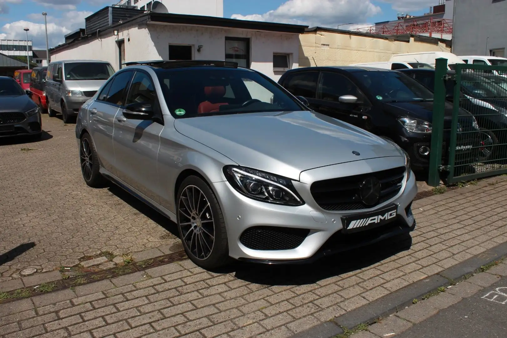 Mercedes-Benz C 250 C250 AMG/Head-up/Pano/Spurha/Distronic/Burmester Argent - 2