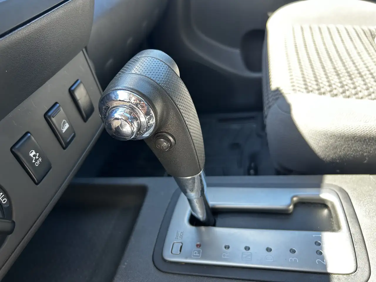 Nissan Frontier снимка Nissan Frontier