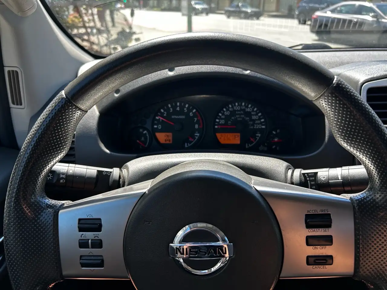 Nissan Frontier снимка Nissan Frontier