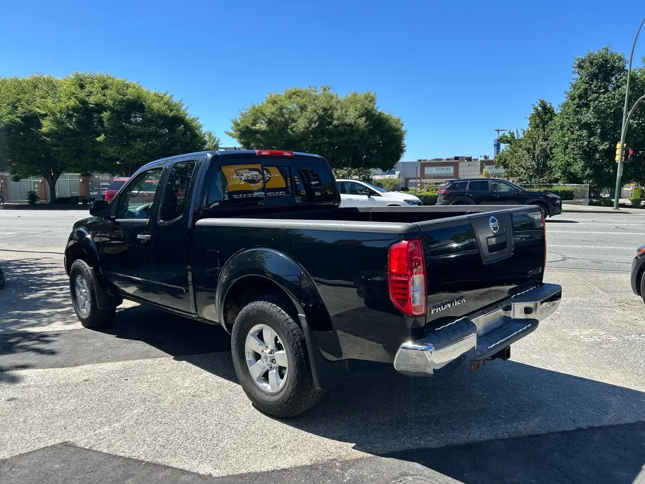 Nissan Frontier снимка Nissan Frontier