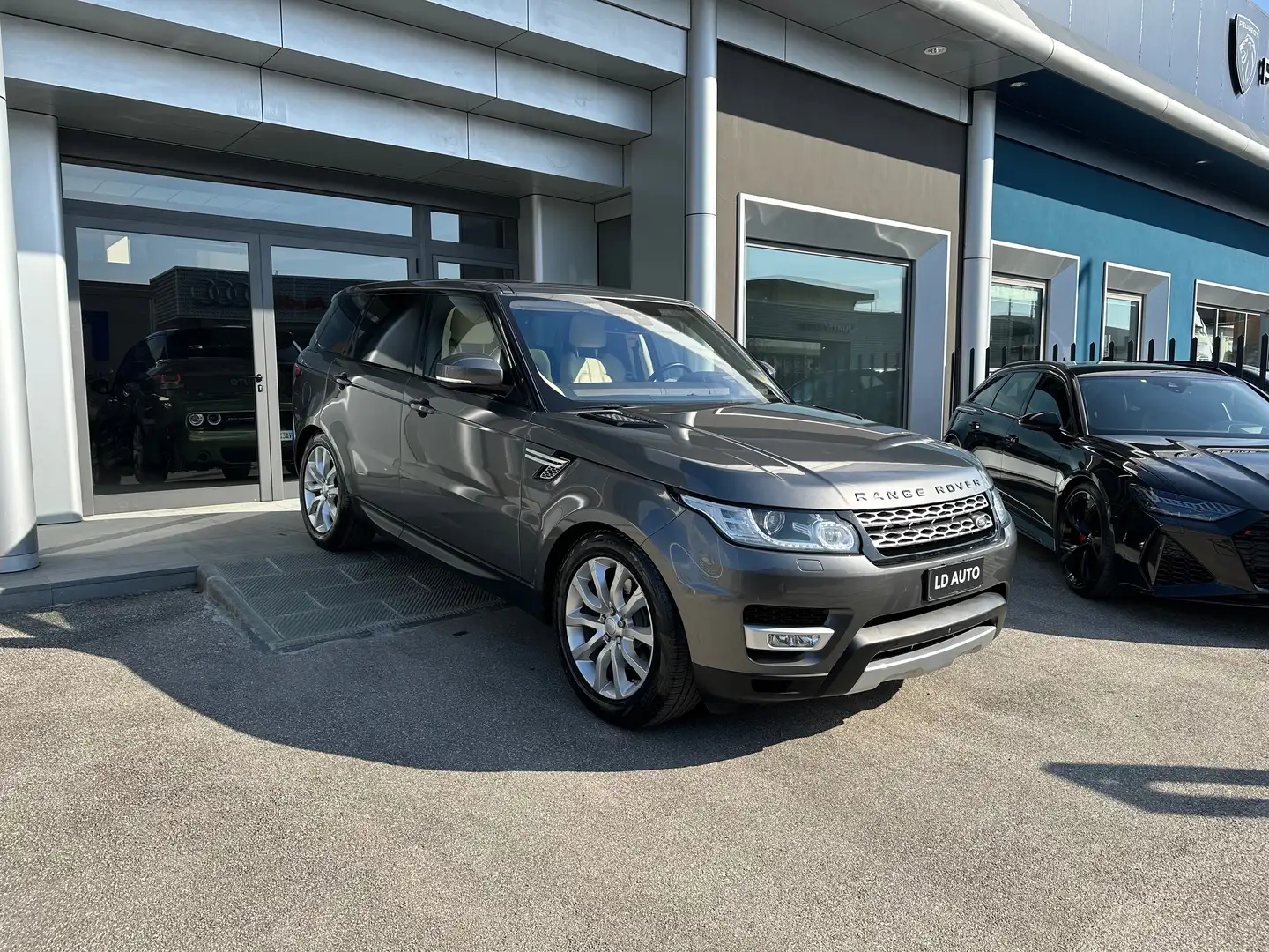 Land Rover Range Rover Sport Range Rover Sport 3.0 tdV6 HSE auto my16 E6 - 2