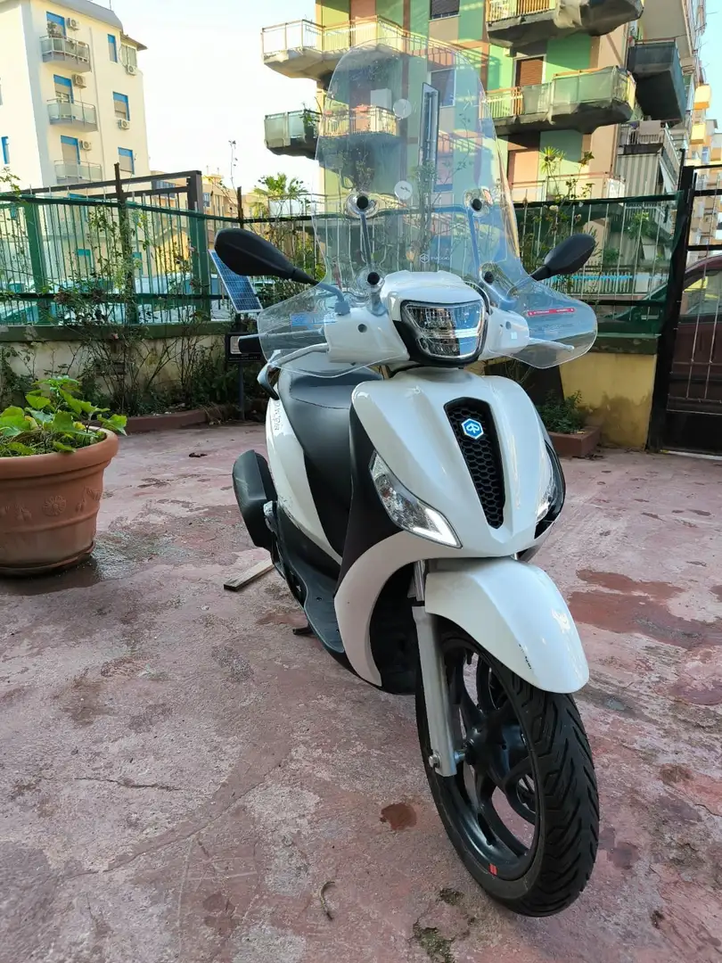 Piaggio Medley 150 nuova Noir - 1