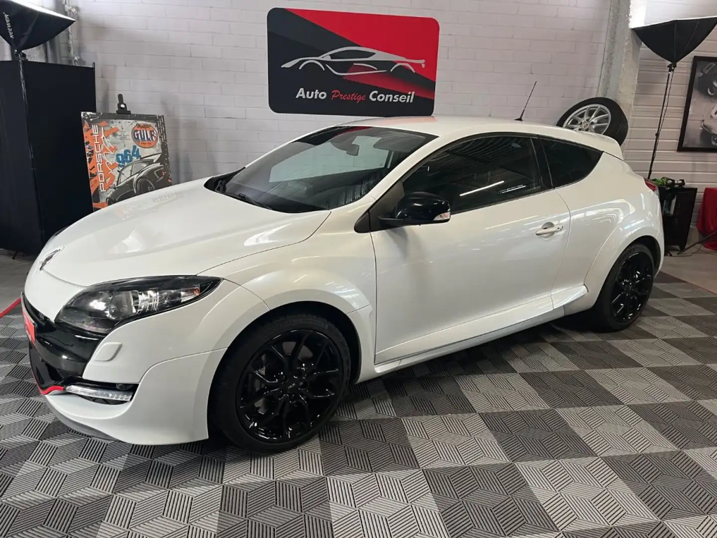 Renault Megane III 2.0 16V 265 RS Blanc - 1