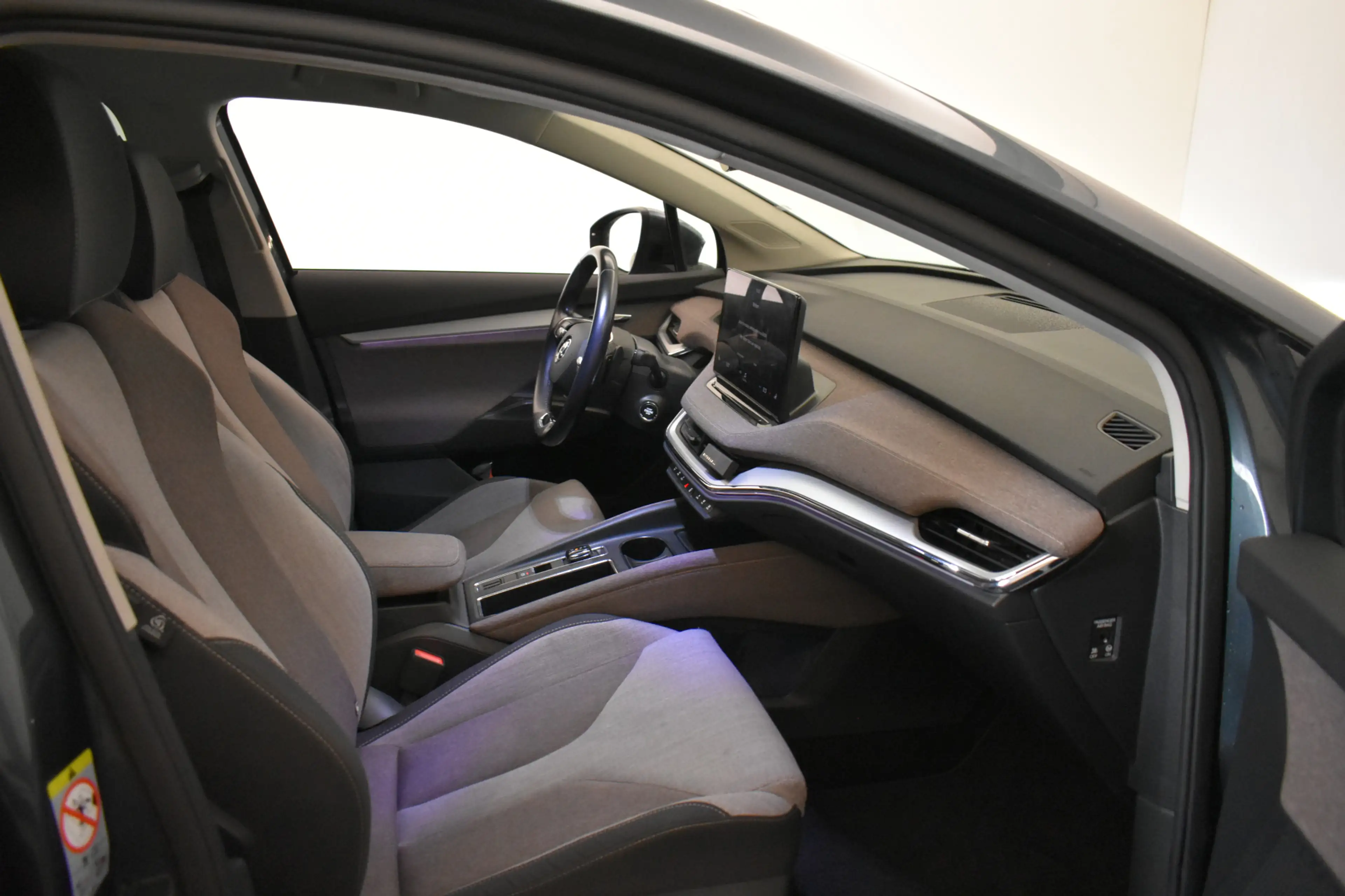 Skoda Enyaq iV 60 First Edition Comf Sport SOH 89% Camera EL T — photo 9