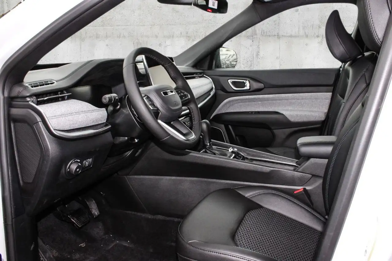Jeep Compass снимка Jeep Compass