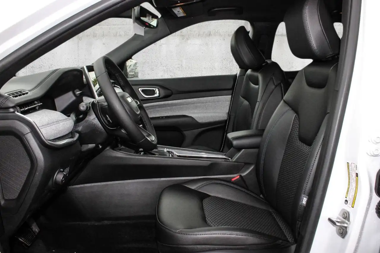 Jeep Compass снимка Jeep Compass