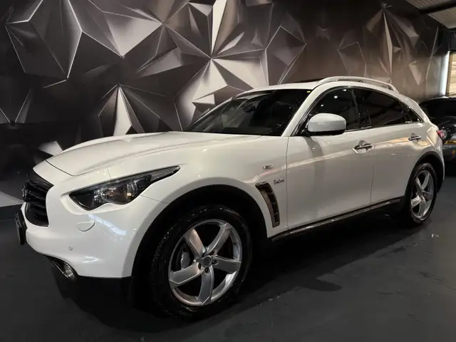 Infiniti QX70 3.0 D 238CH S PREMIUM BVA