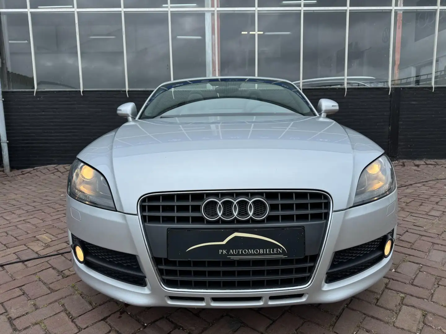Audi TT Roadster 2.0 TFSI **CLIMA + STOELVERW. + ELEK KAP Grijs - 2