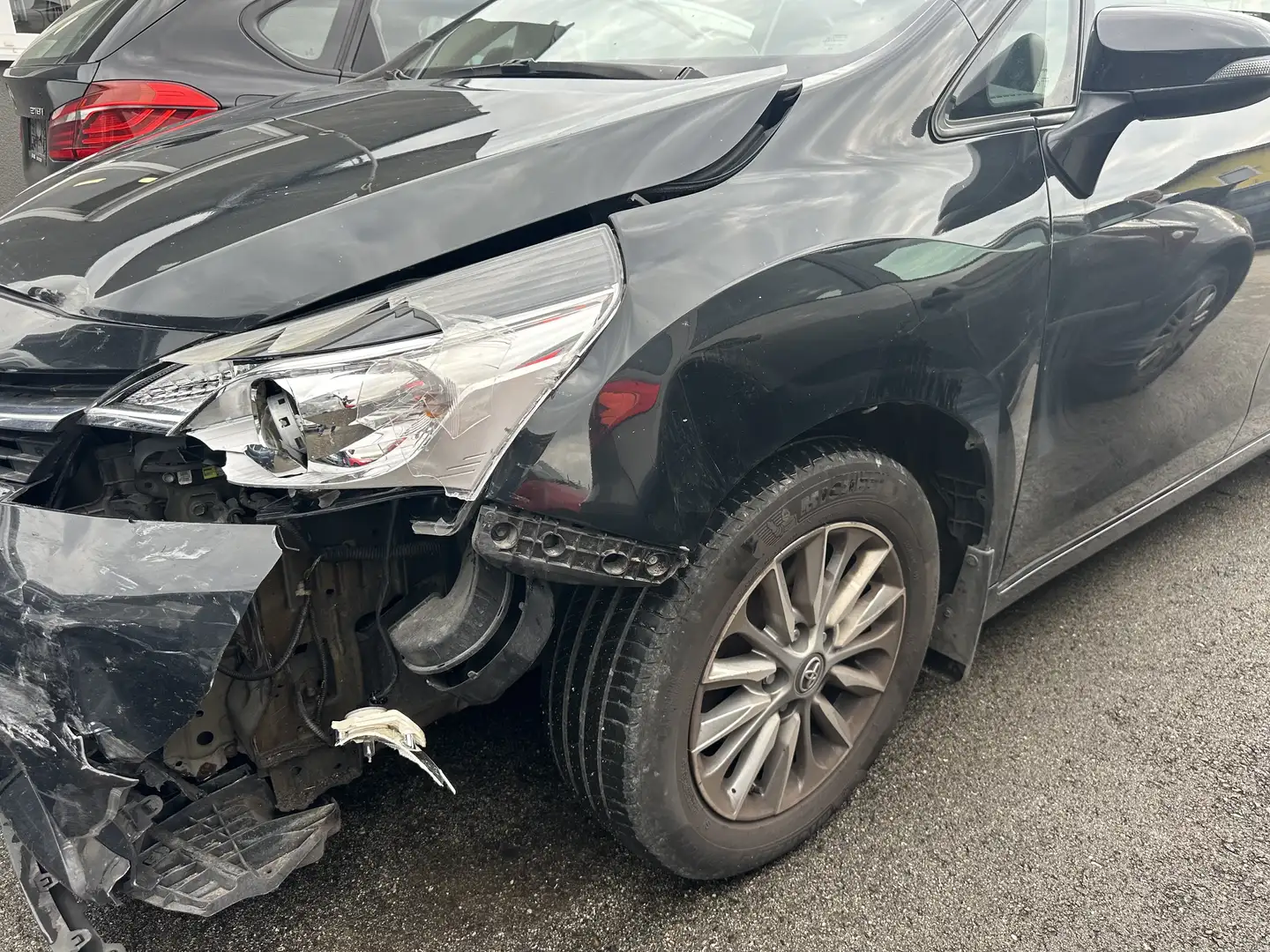 Toyota Verso Verso 1,6 D-4D Edition 45 Edition 45 Schwarz - 2