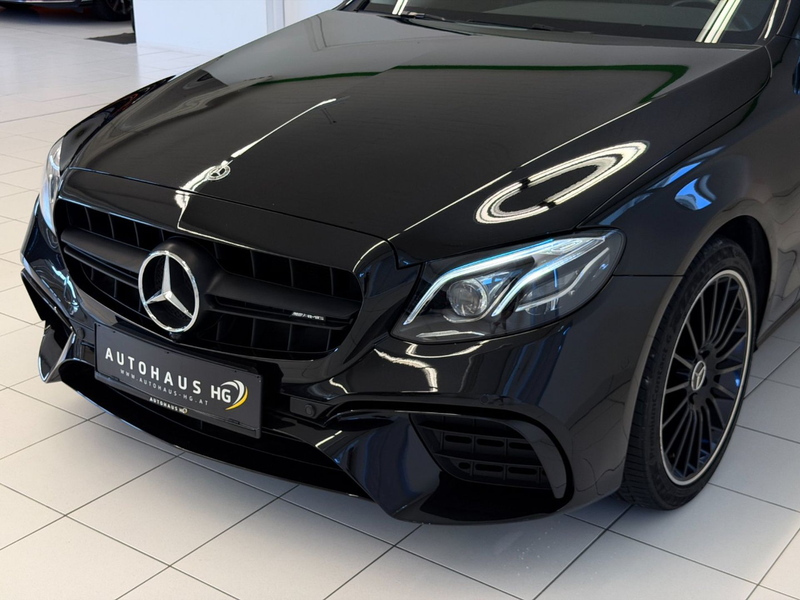 Mercedes-Benz E 220 d*E63 AMG*LED*R-KAMERA* — photo 6
