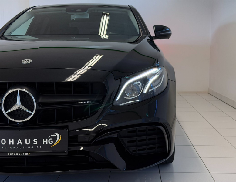 Mercedes-Benz E 220 d*E63 AMG*LED*R-KAMERA* — photo 5