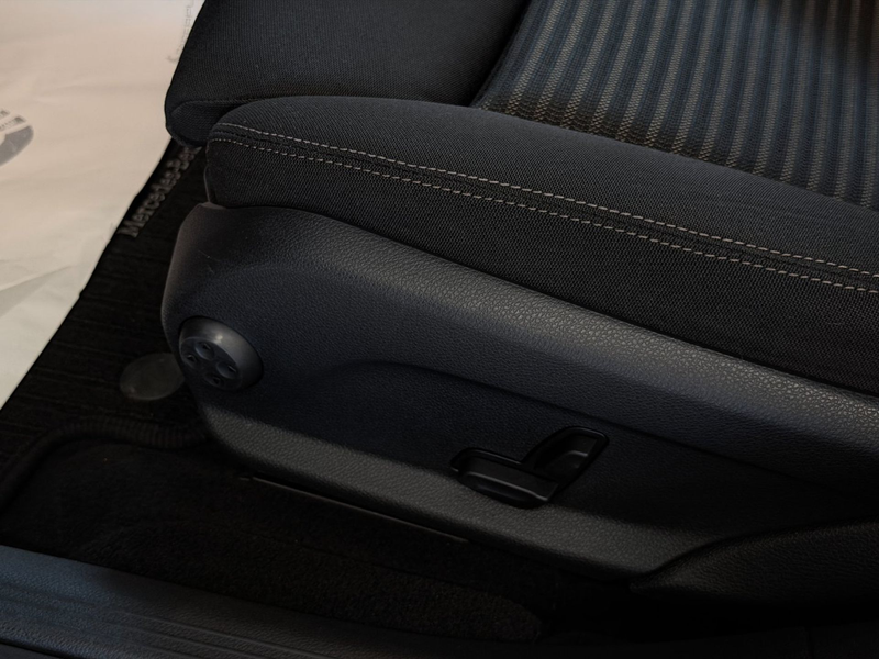 Mercedes-Benz E 220 d*E63 AMG*LED*R-KAMERA* — photo 14