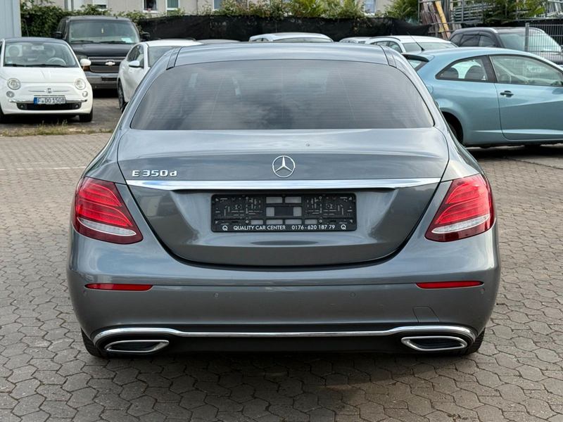 Mercedes-Benz E 350 d AMG - LINE  / AUTOMATIK / 360 KAMERA / — photo 9