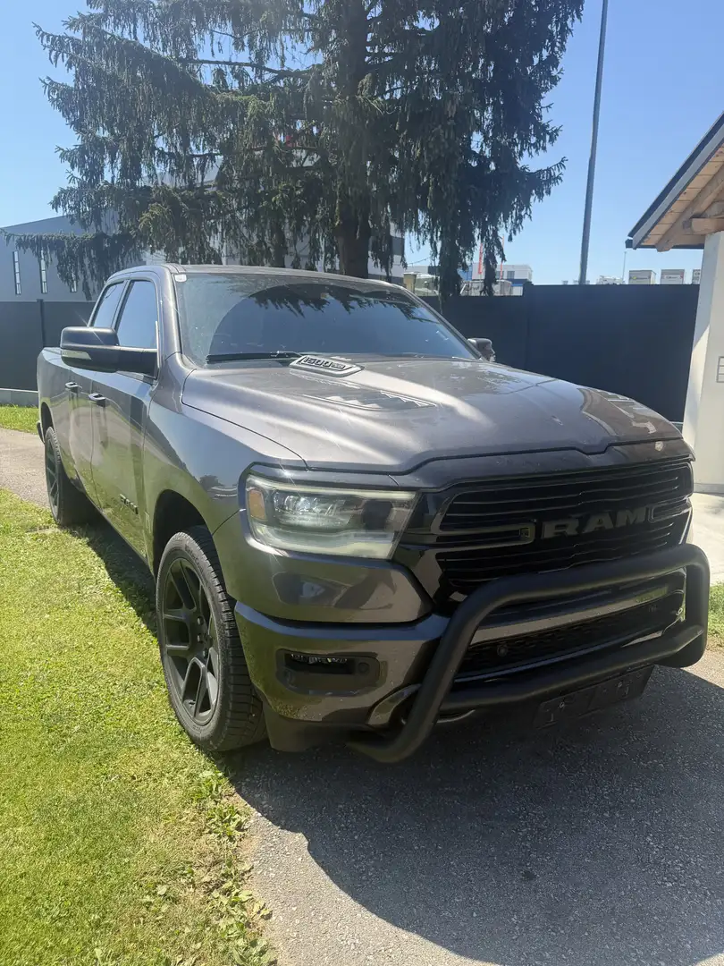 Dodge RAM 1500 - 2