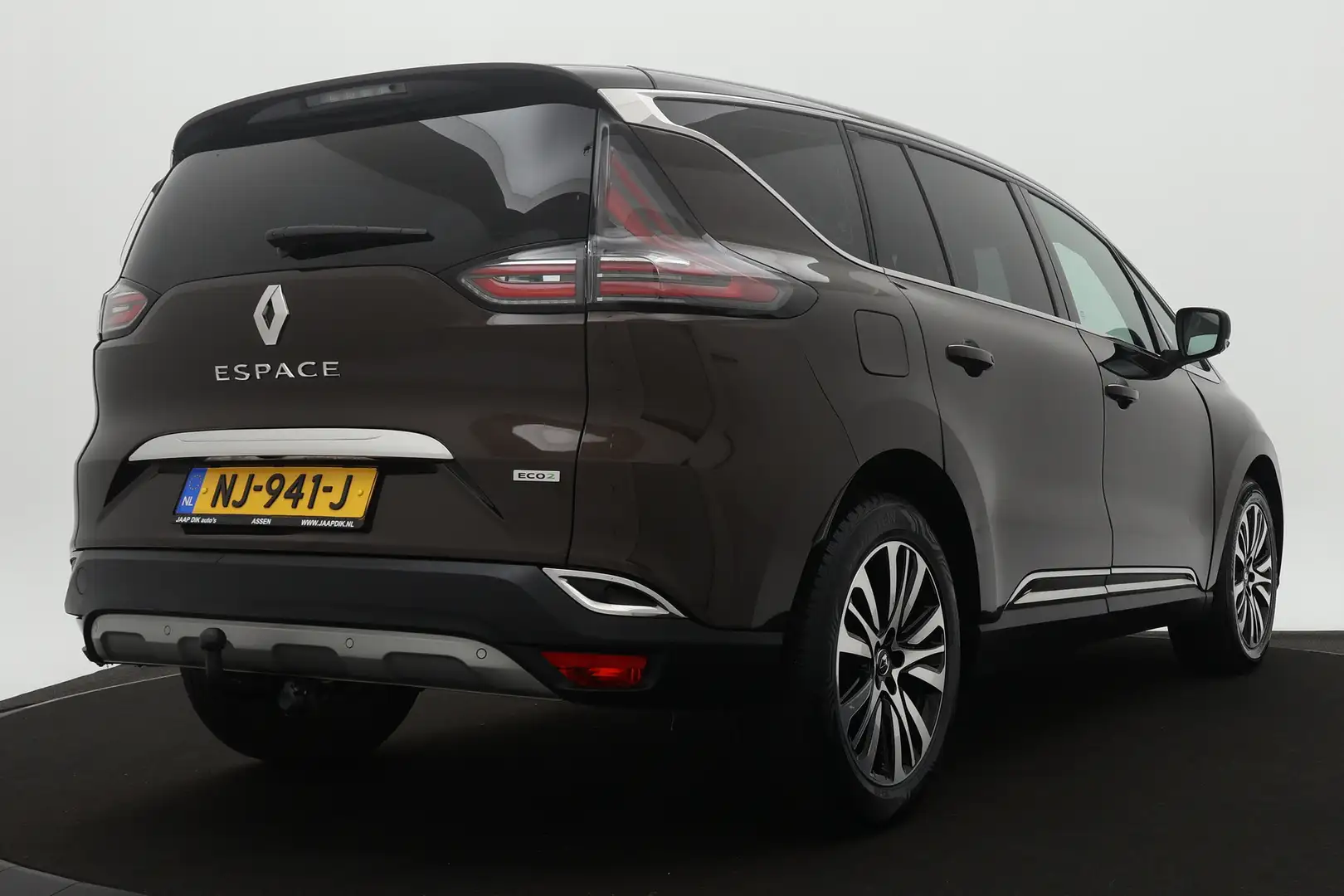 Renault Espace BWJ 2016 1.6 131 PK dCi Dynamiqeu 5p. TREKHAAK / K Коричневый - 2