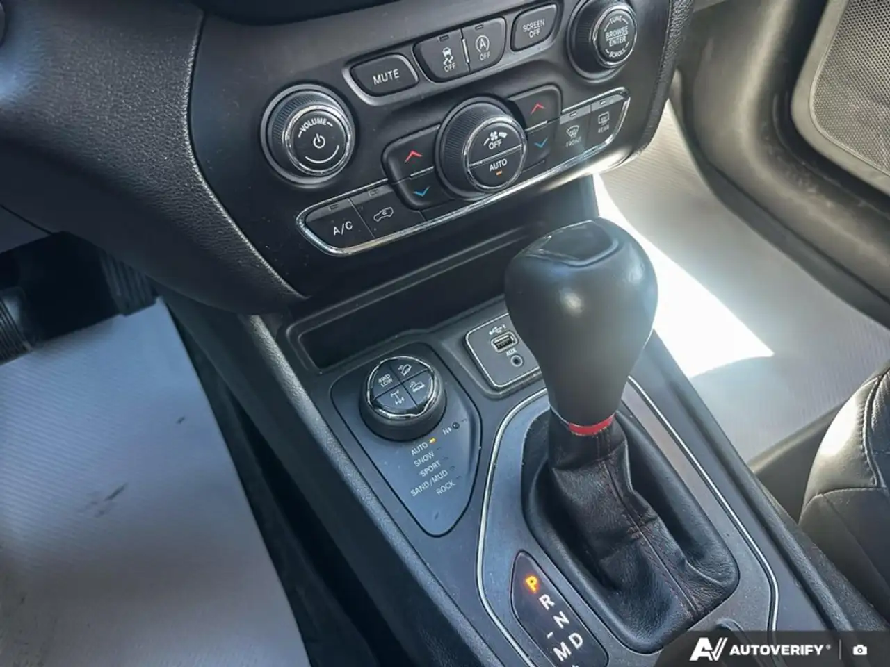 Jeep Cherokee fotografie Jeep Cherokee